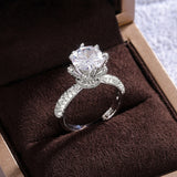 New  Arrival Trendy Flower Design AAA+ Quality CZ Diamonds Solitaire Engagement Rings