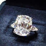 New Arrival Luxury High End Cushion Cut Designer AAA+ Quality CZ Diamonds Engagement Rings