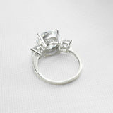Beautiful 5 Ct Classic Round Cut Sona Diamond  Engagement Ring - ringsuniverse