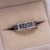 Vintage Leaves Engraved With Green Cubic Zircon Ring - ringsuniverse