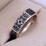 Vintage Leaves Engraved With Green Cubic Zircon Ring - ringsuniverse