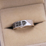 Vintage Leaves Engraved With Green Cubic Zircon Ring - ringsuniverse